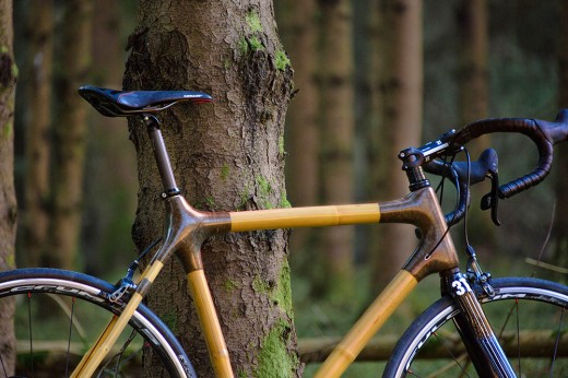 Vélo en bambou - Crédits In'bô